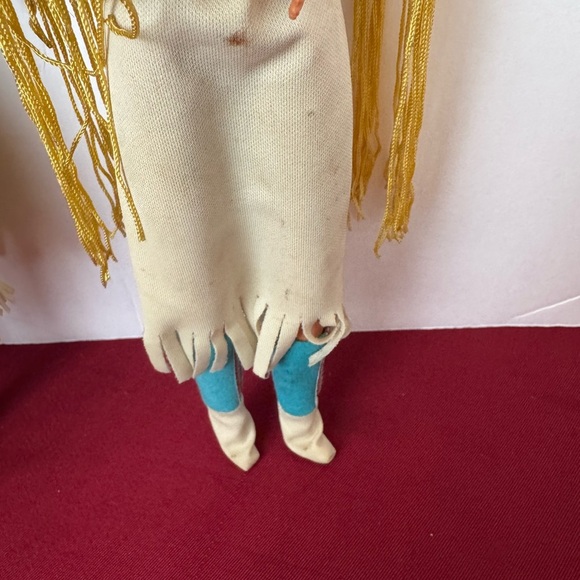 2 Vintage 1966 Barbie Doll Native American Special Edition Dolls of the World - Picture 5 of 14